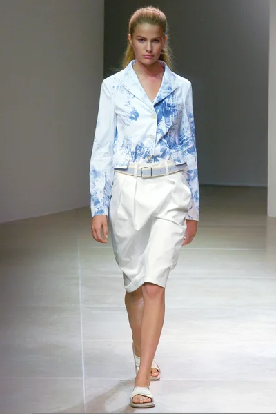 Look 1